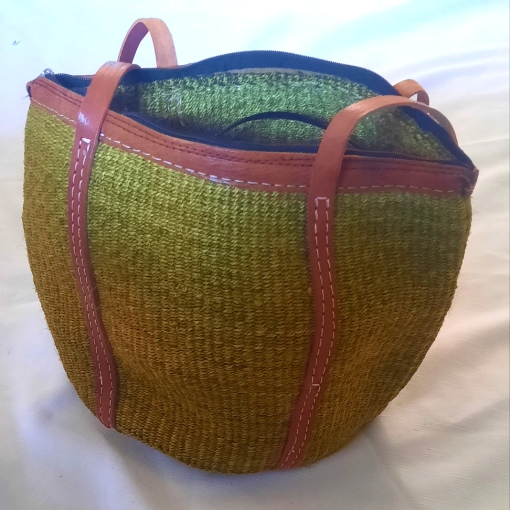 Handwoven Sisal Kiondoo Bag